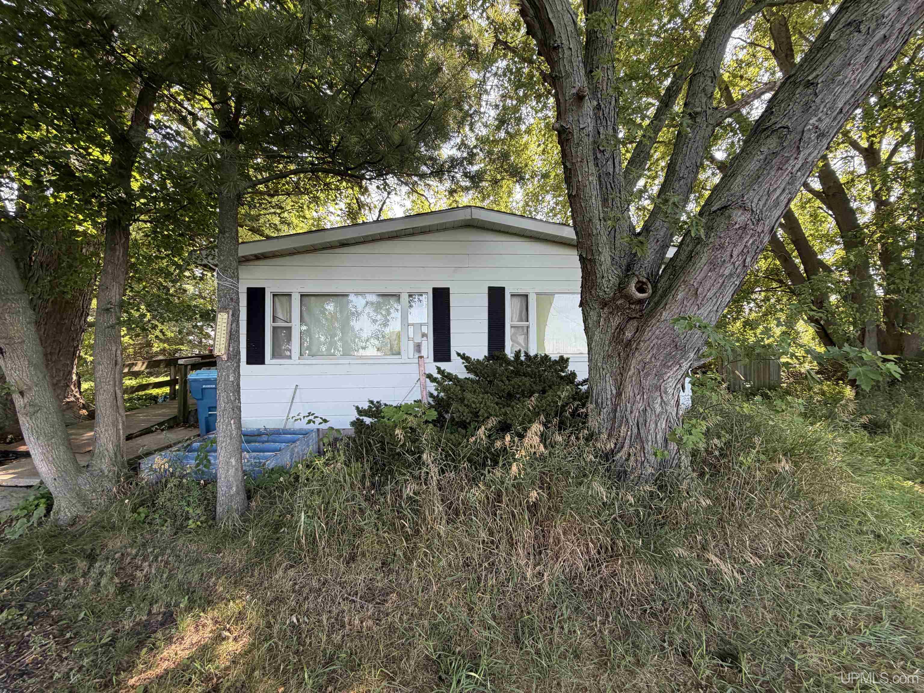 4310 E Laporte Road, Freeland MI 48623 photo 1
