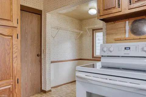 533 Fletcher Street, Owosso MI 48867 photo 5