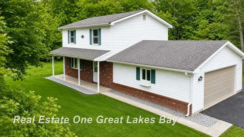 2289 S Brennan Road, Hemlock MI 48626 photo 3