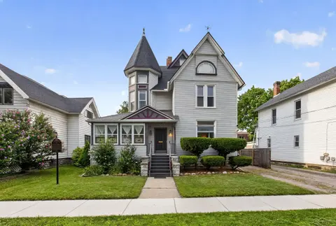 911 Mckinley Avenue, Bay City MI 48708 photo 2