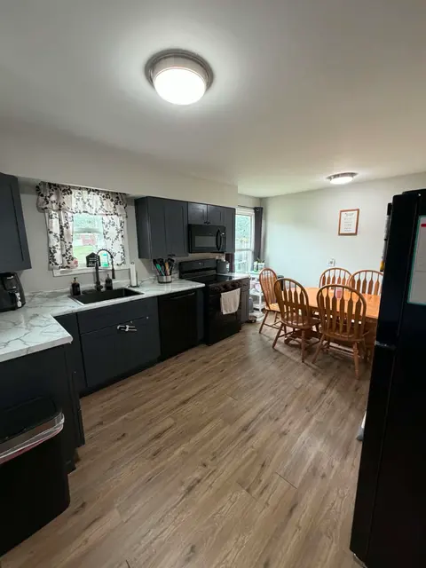 302 N Kingsley Street, Corunna MI 48817 photo 4