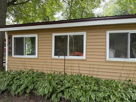 4899 Glenwood Drive, Harrison MI 48625 photo 4