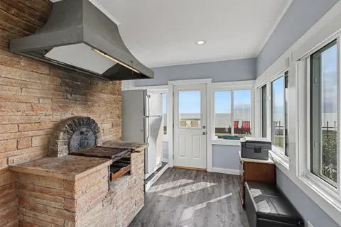 705 S Linwood Beach Road, Linwood MI 48631 photo 5