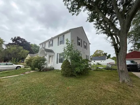 15 Congress C Court, Saginaw MI 48602 home for sale