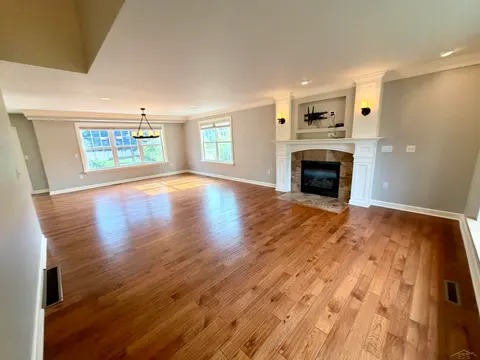 8876 Valleyview Court, Saginaw MI 48609 photo 4