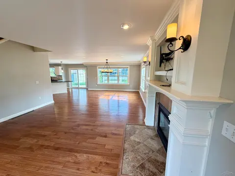 8876 Valleyview Court, Saginaw MI 48609 photo 5
