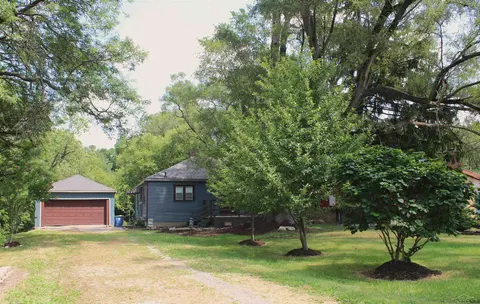 3895 S Washington Road, Saginaw MI 48601 photo 2