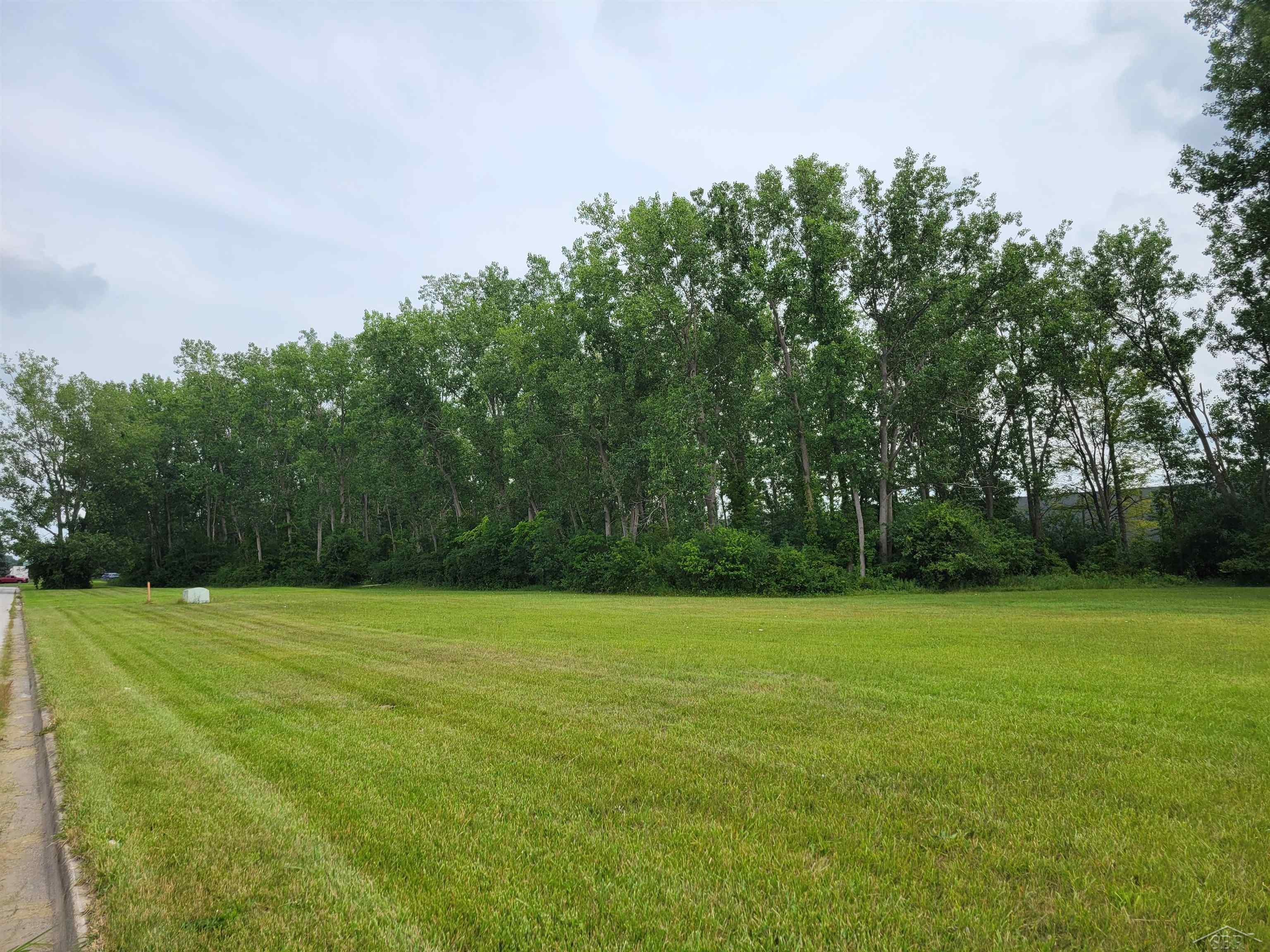 S Mcleod Drive, Saginaw MI 48604 photo 1