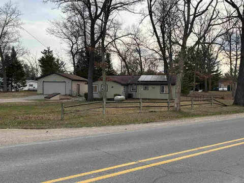 2901 Cathy Street, Harrison MI 48625 home for sale