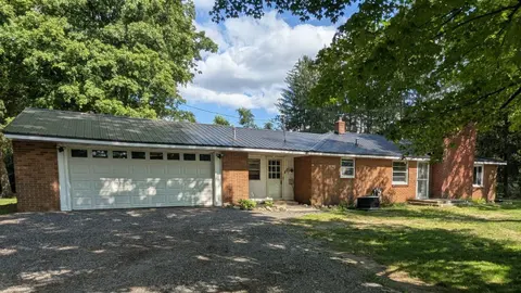 8853 Harding Avenue, Farwell MI 48622 photo 2