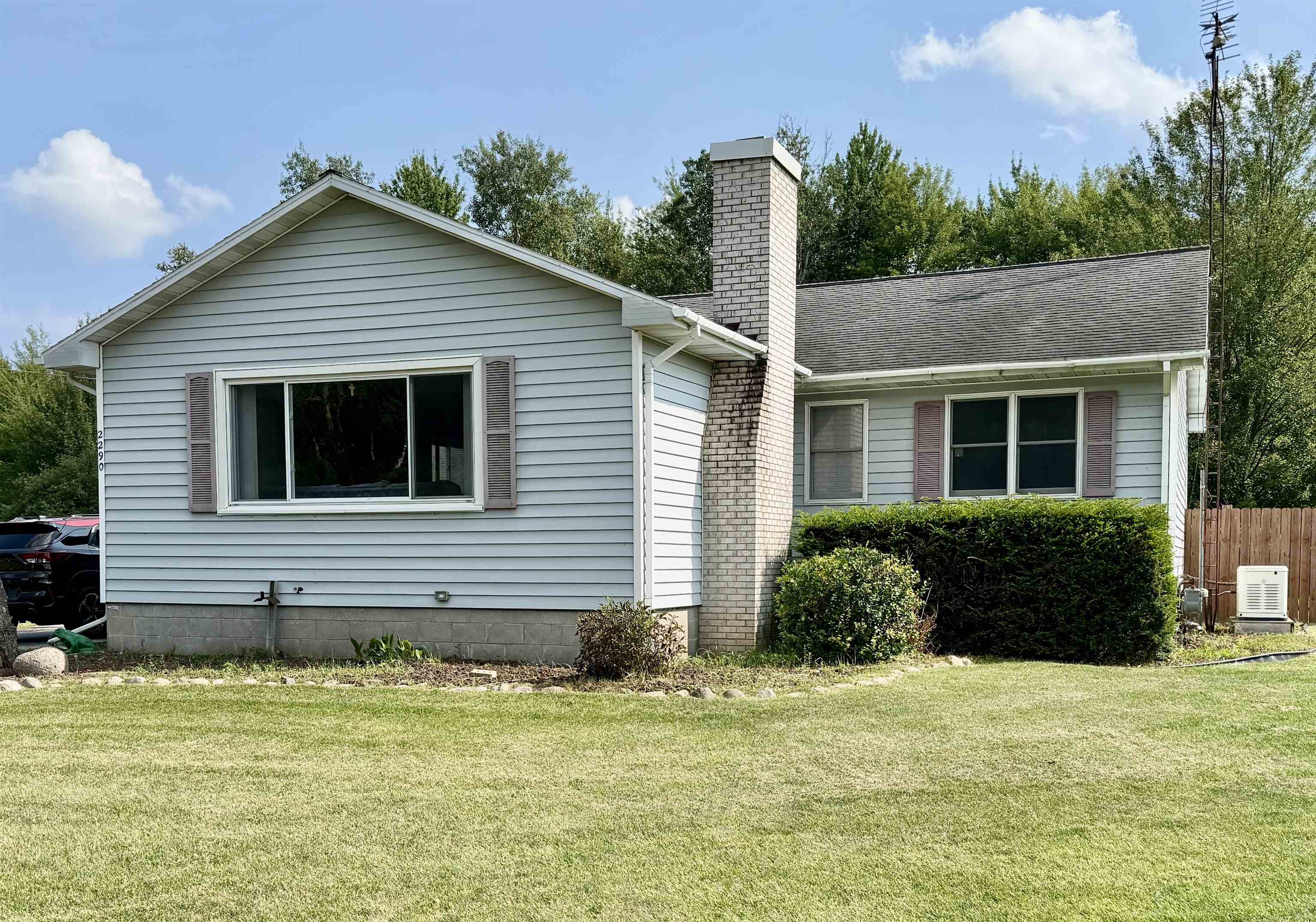 2290 E Cody Estey Road, Pinconning MI 48650 photo 1