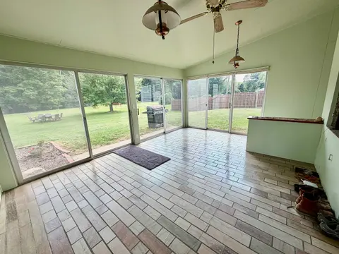 2290 E Cody Estey Road, Pinconning MI 48650 photo 5