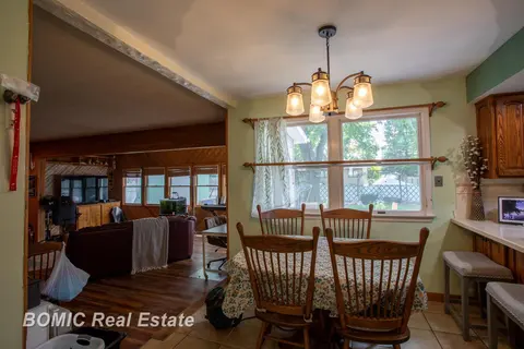3028 Melrose Drive, Bay City MI 48706 photo 5