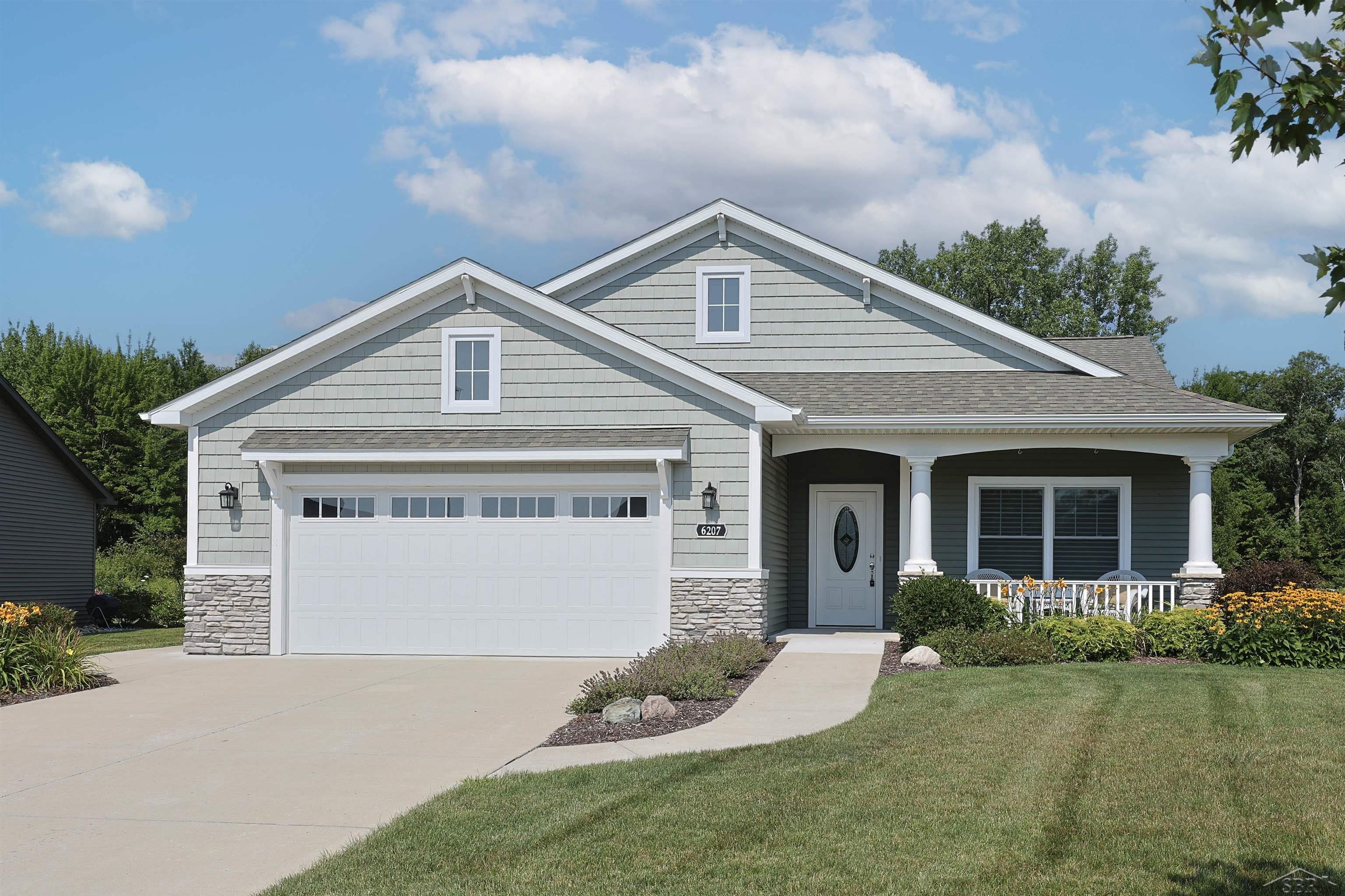 6207 Diamond View West Drive, Midland MI 48642 photo 1