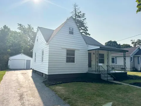 707 Burns Street, Essexville MI 48732 home for sale