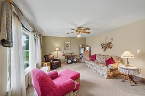 860 N Knight Road, Essexville MI 48732 photo 4