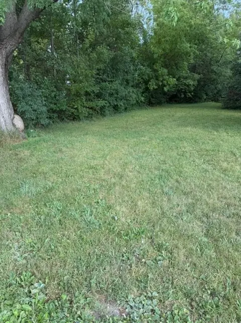 2252 Farmer Street, Saginaw MI 48601 photo 2
