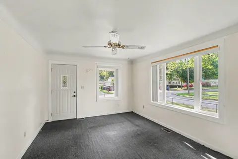 501 Sidney Street, Bay City MI 48706 photo 3