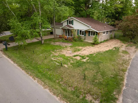 4177 Seminole Street, Gladwin MI 48624 photo 2