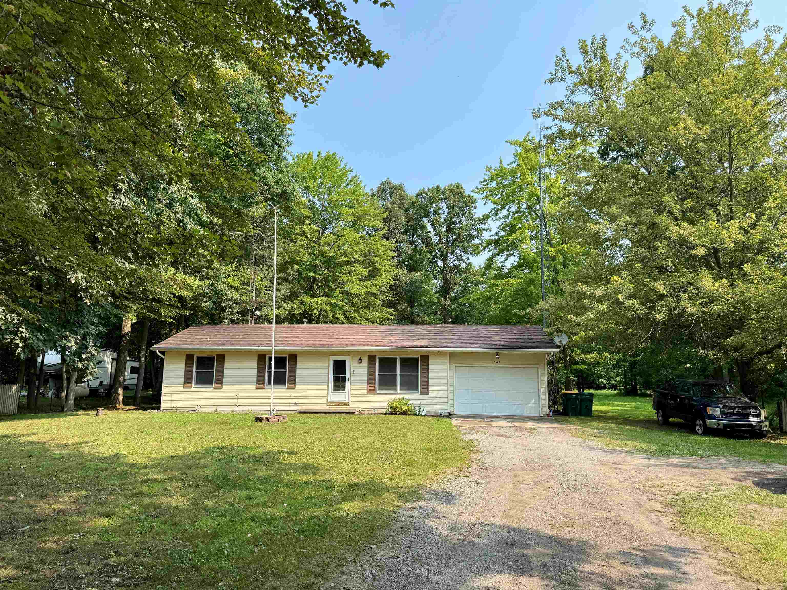 1365 E Burt Road, Burt MI 48417 photo 1