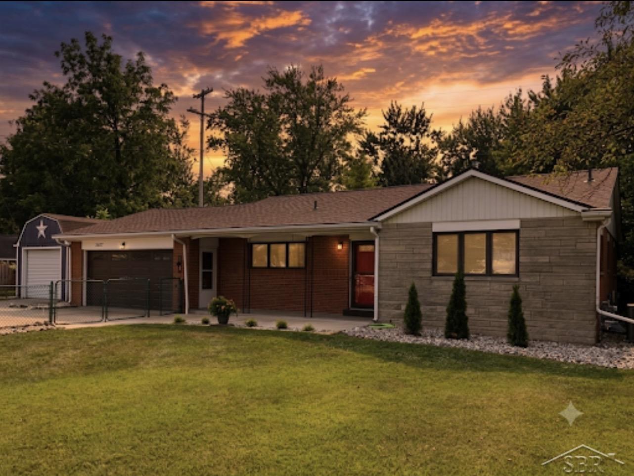 7437 Midland Road, Freeland MI 48623 photo 1