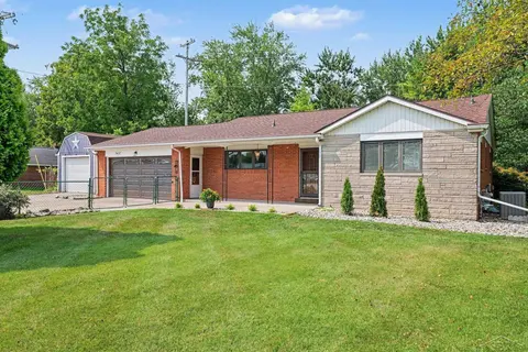 7437 Midland Road, Freeland MI 48623 photo 3
