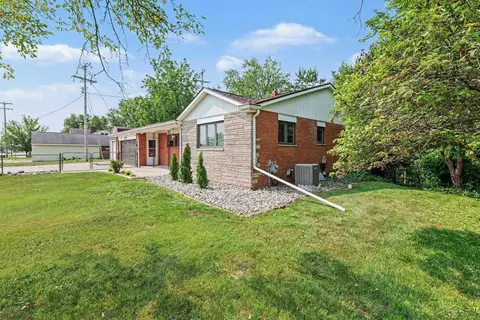 7437 Midland Road, Freeland MI 48623 photo 4