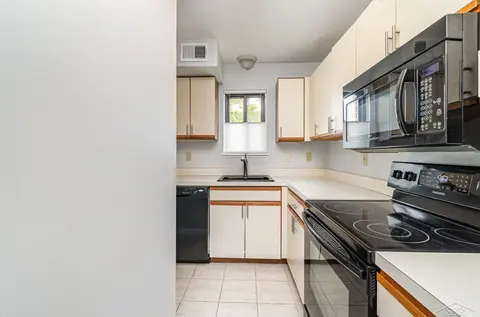 301 S Walnut Street, Bay City MI 48706 photo 4