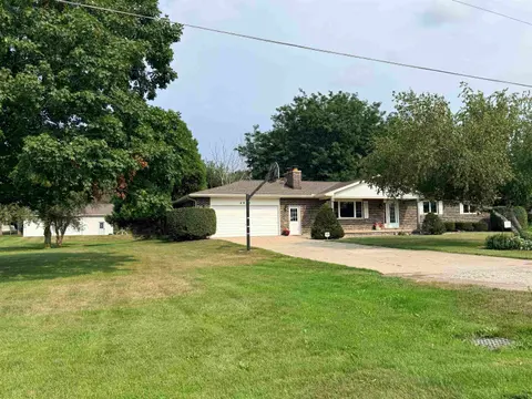 4916 Lone Road, Freeland MI 48623 photo 2