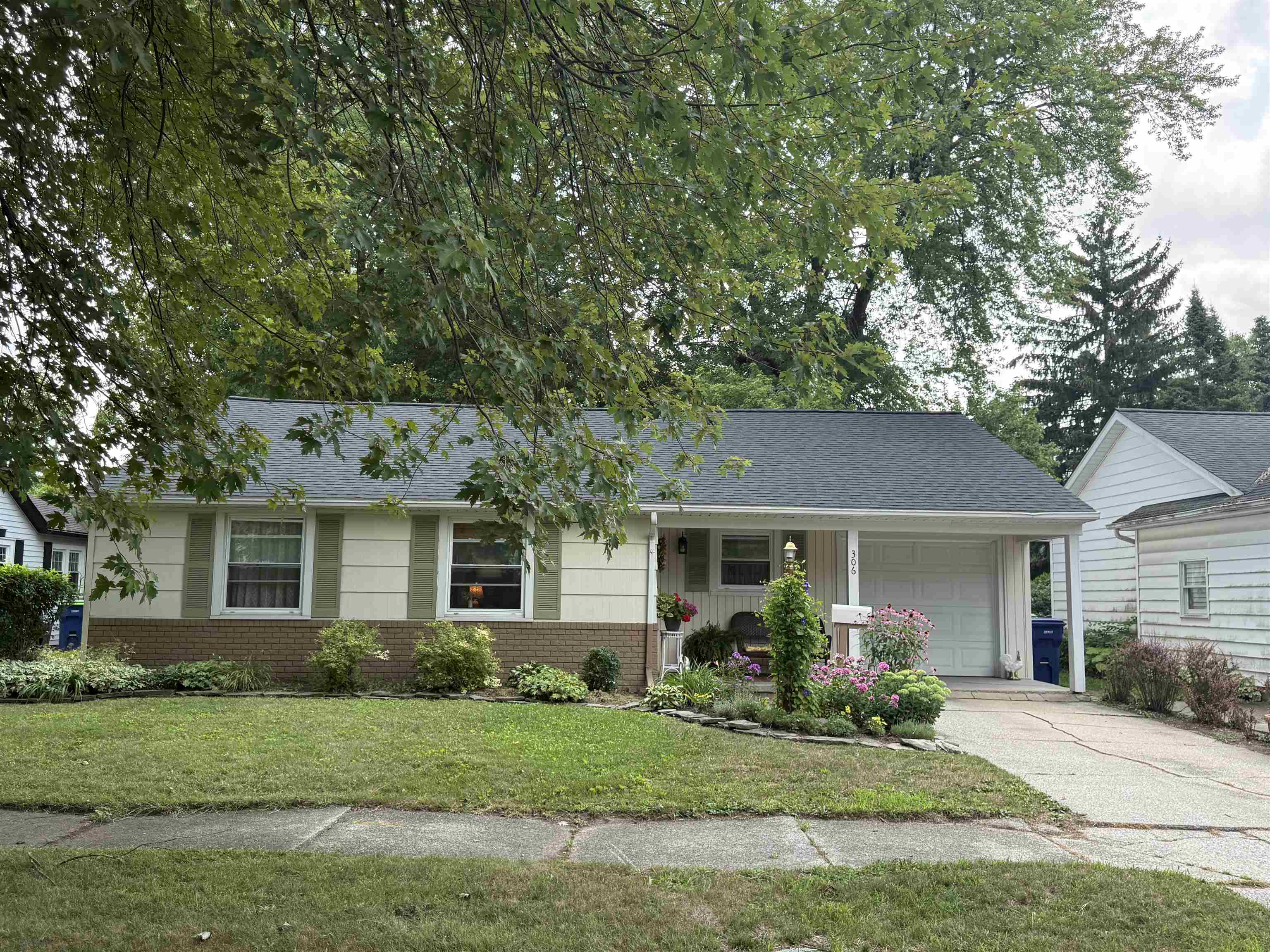 306 Cornell Street, Bay City MI 48708 photo 1