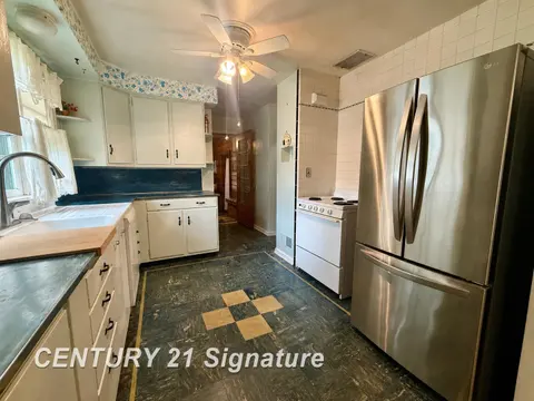2116 Barnard Street, Saginaw MI 48602 photo 5