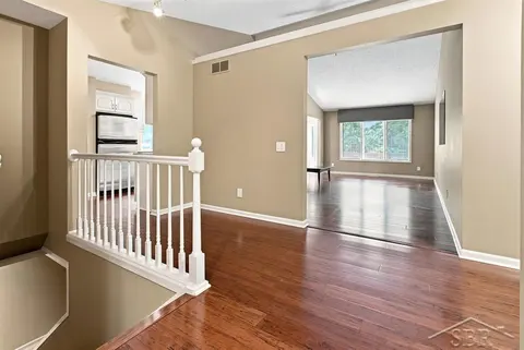 2609 Schade West Drive, Midland MI 48640 photo 4
