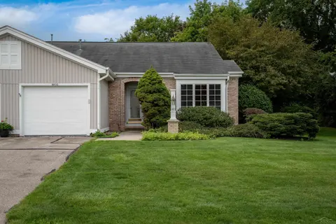 4832 Appletree Lane, Bay City MI 48706 photo 4