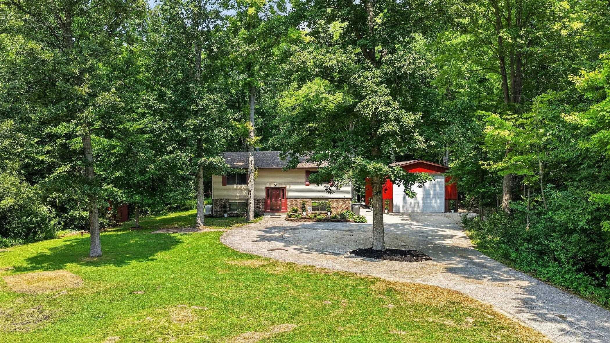 5016 Airport Road, Midland MI 48642-7769 photo 1