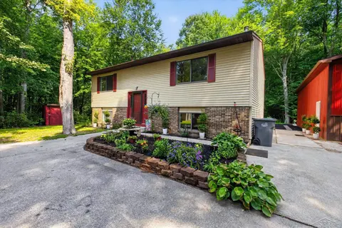 5016 Airport Road, Midland MI 48642-7769 photo 3