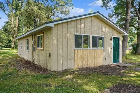 155 N Meridian Road, Midland MI 48640 photo 3