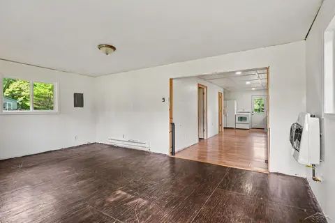 155 N Meridian Road, Midland MI 48640 photo 5