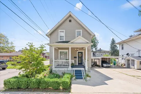 215 W Williams Street, Owosso MI 48867 photo 3