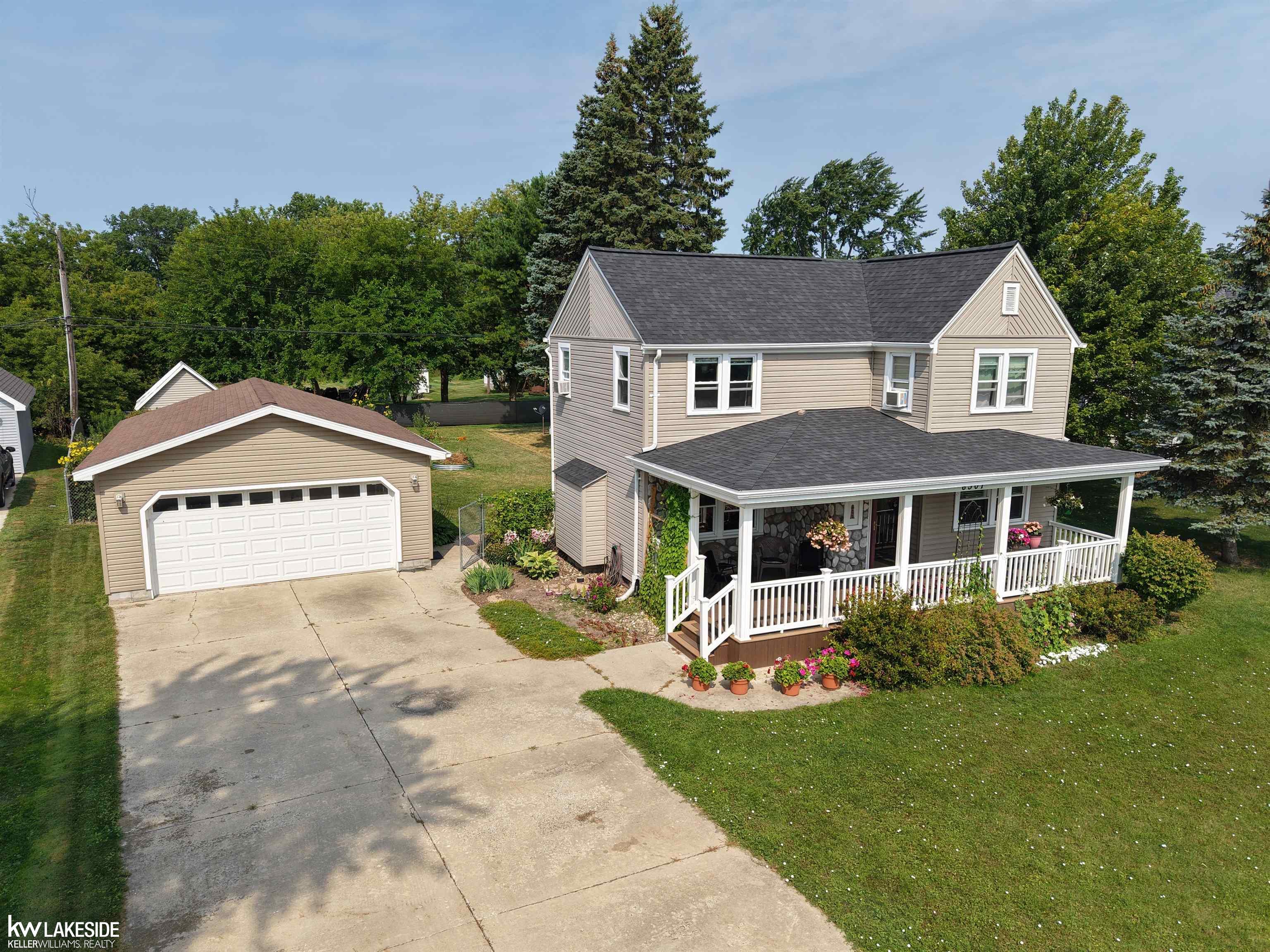 8501 Lake Street, Port Austin MI 48467 photo 1
