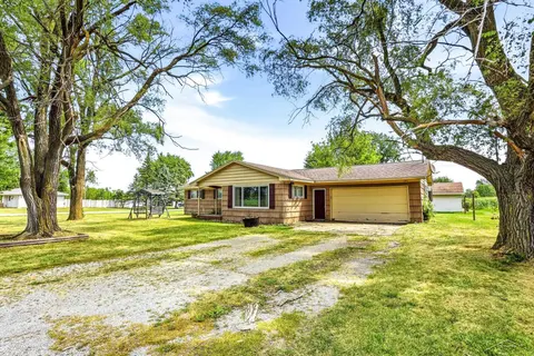5098 S Venoy Road, Saginaw MI 48604 home for sale