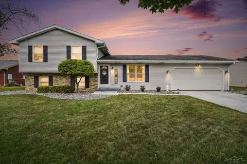 3615 Desert Drive, Saginaw MI 48603 home for sale