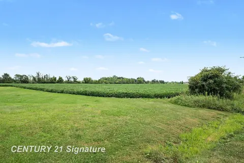 9000 Carter Road, Freeland MI 48623 photo 4