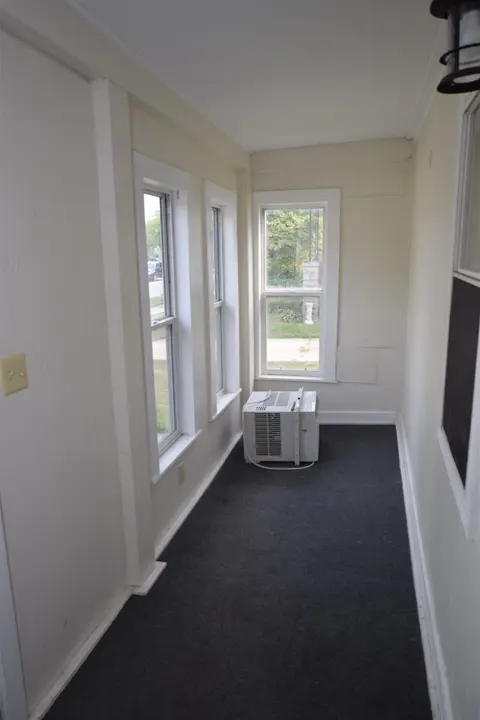 1702 E Erie Street, Bay City MI 48706 photo 3