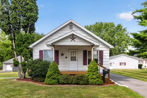 903 Nebobish Avenue, Essexville MI 48732 home for sale