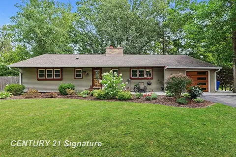 608 Hillcrest Road, Midland MI 48640 home for sale