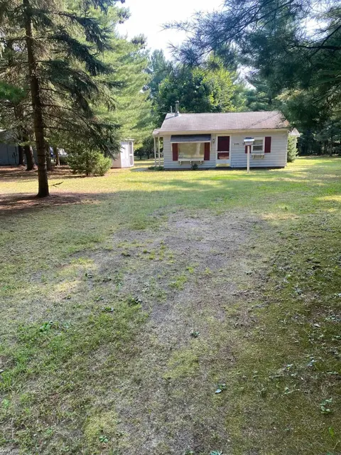 9686 Doe Road, Harrison MI 48625 home for sale