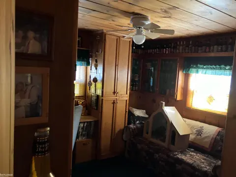 9686 Doe Road, Harrison MI 48625 photo 5