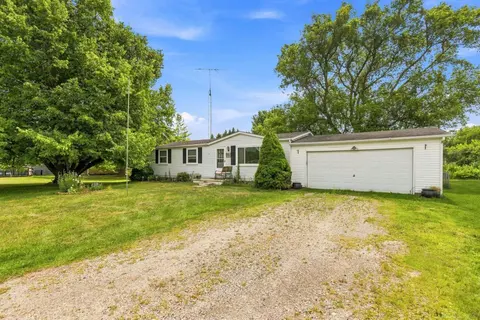 5982 Avalon Circle, Lexington MI 48450 photo 2