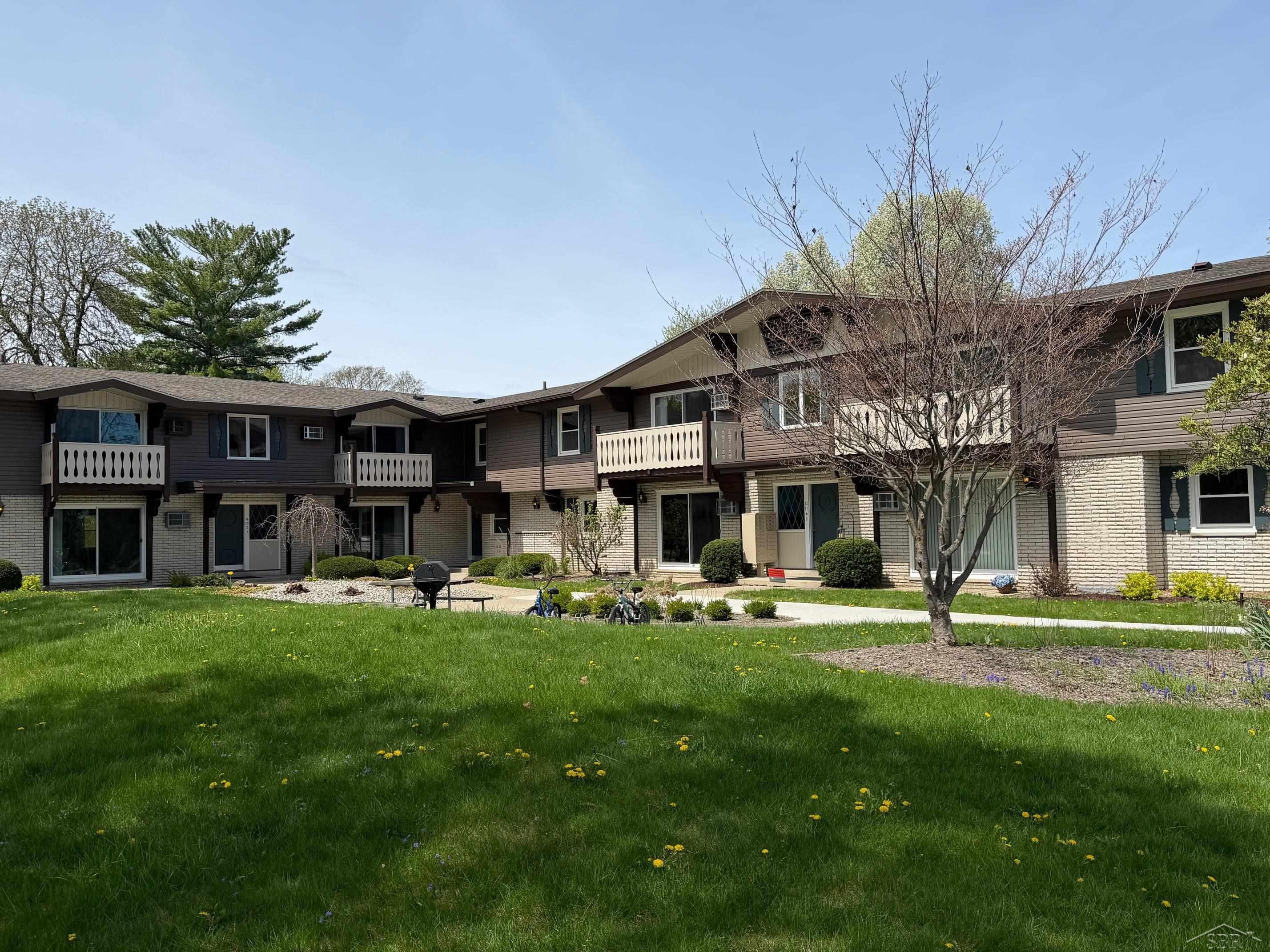 240 W Tuscola Unit 13 Street # 13, Frankenmuth MI 48734 photo 1