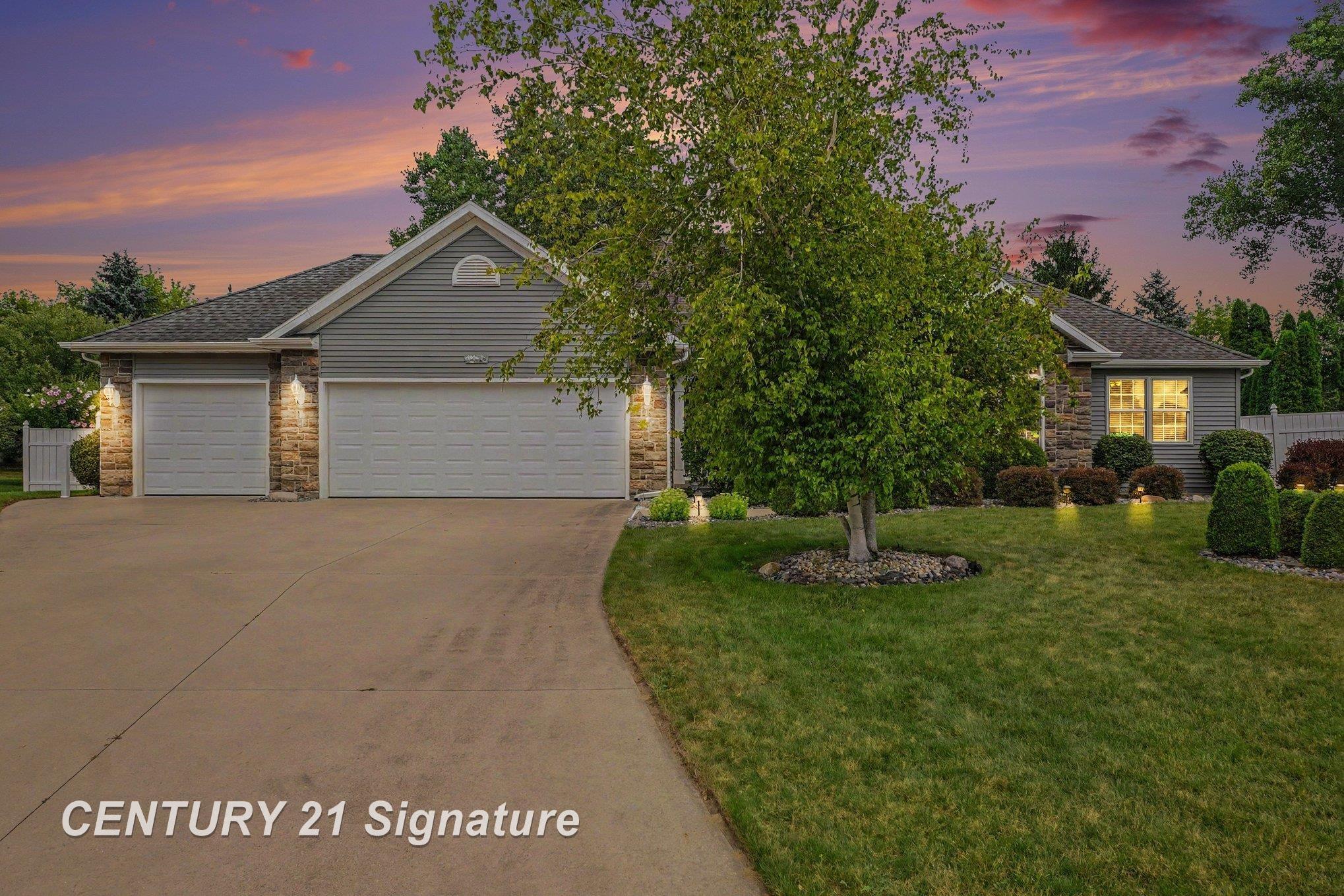 4470 Meadow Creek Court, Saginaw MI 48603 photo 1